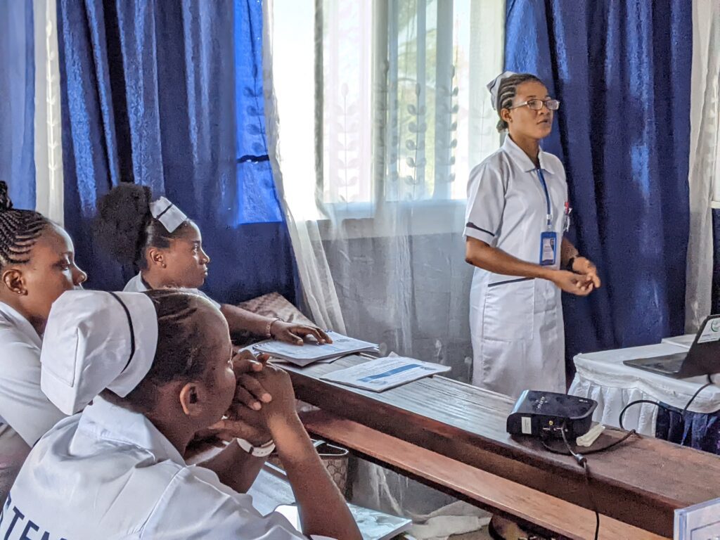 Pxl 20260414 150434890.portrait